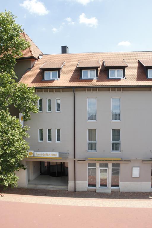 Szent Gellert Hostel Szekesfehervar Exterior photo